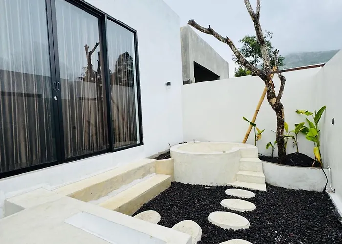ベッド・アンド・ブレックファスト Brahmastra Bali クブペンロカン